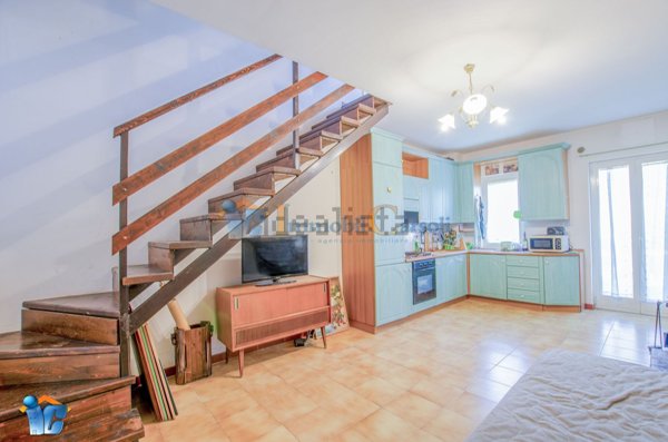 casa indipendente in vendita a Rocca di Botte