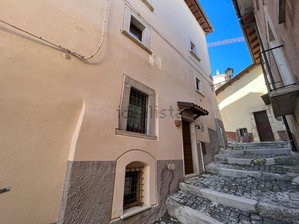 appartamento in vendita a Rocca di Cambio