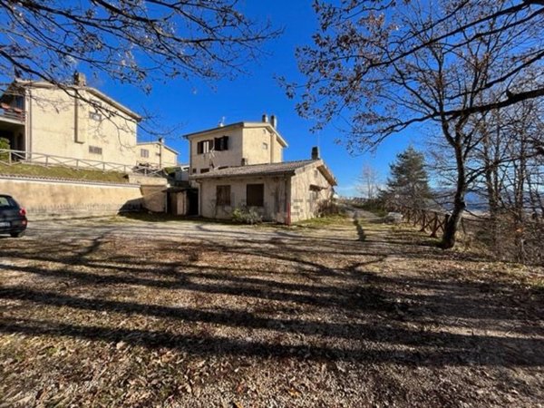 appartamento in vendita a Rocca di Cambio