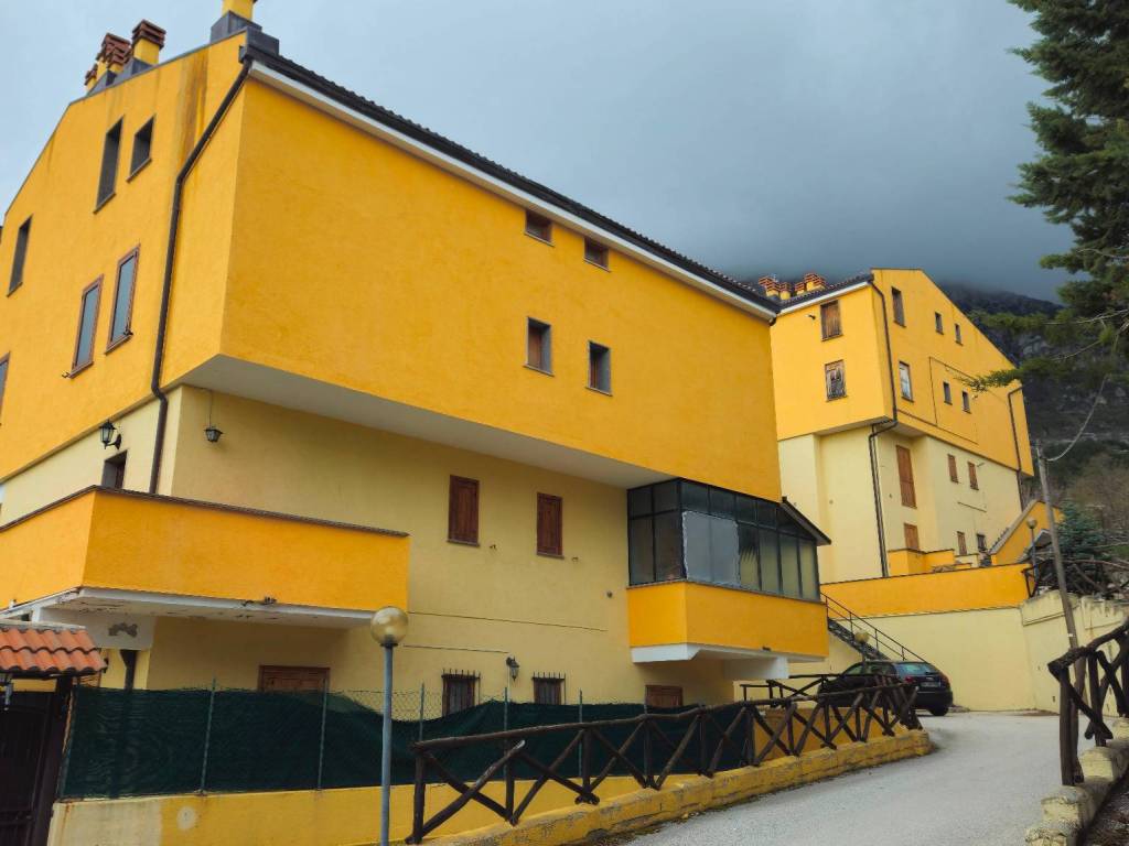 appartamento in vendita a Rocca di Cambio