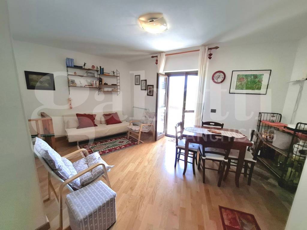 appartamento in vendita a Rocca di Cambio