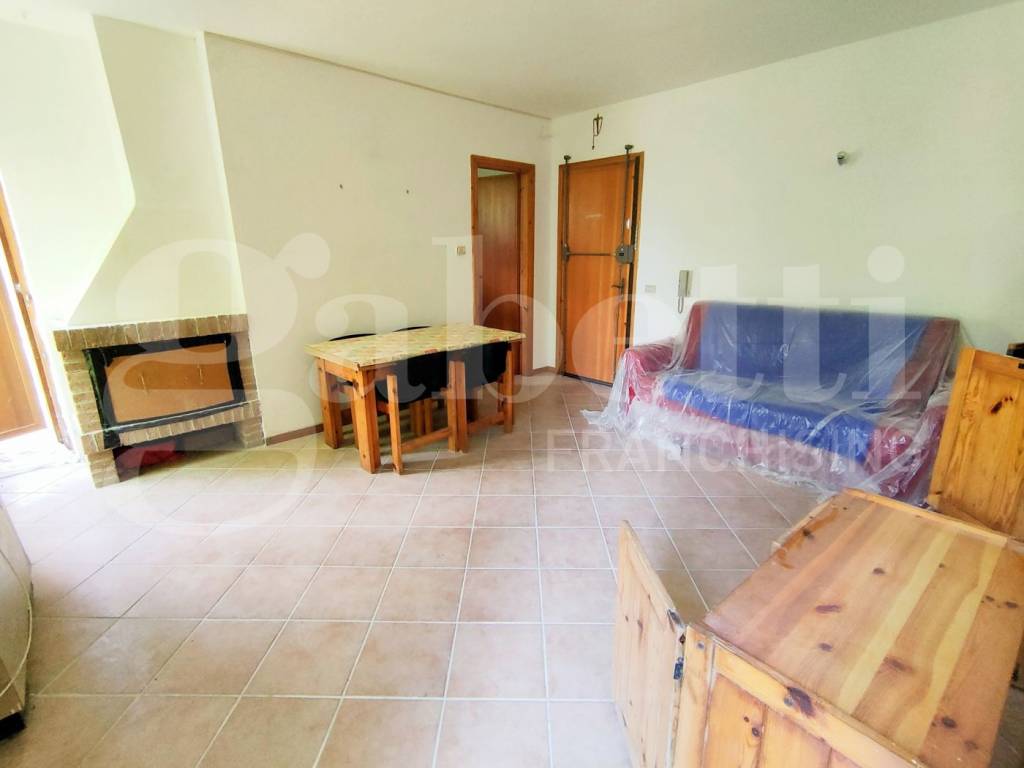 appartamento in vendita a Rocca di Cambio