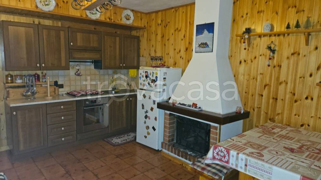 appartamento in vendita a Rocca di Cambio