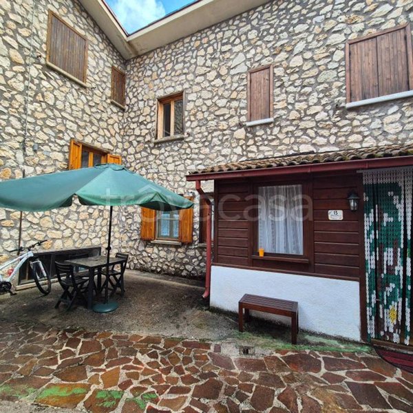 appartamento in vendita a Rocca di Cambio