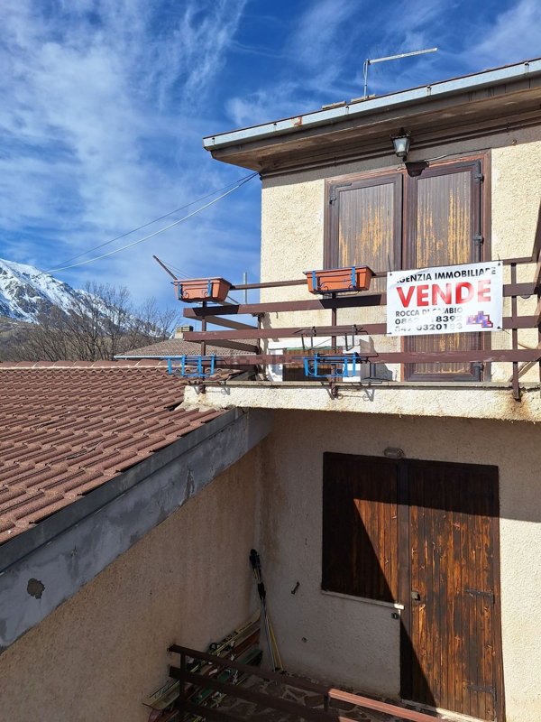appartamento in vendita a Rocca di Cambio