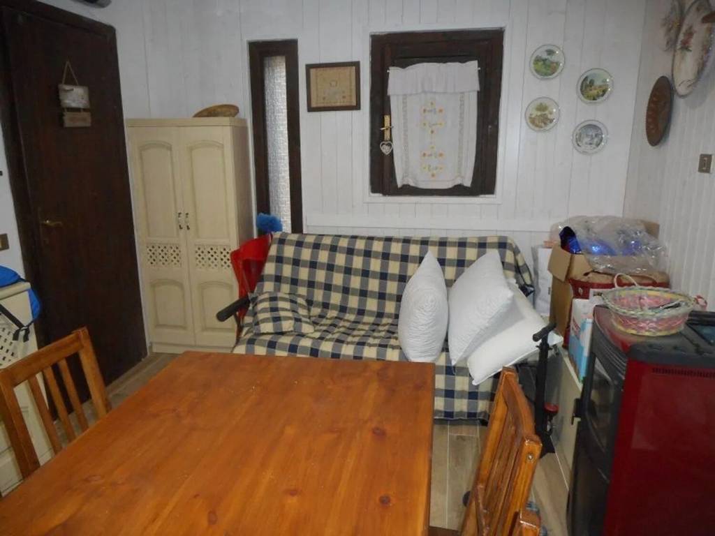 appartamento in vendita a Rocca di Cambio