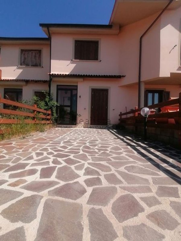 appartamento in vendita a Rocca di Cambio