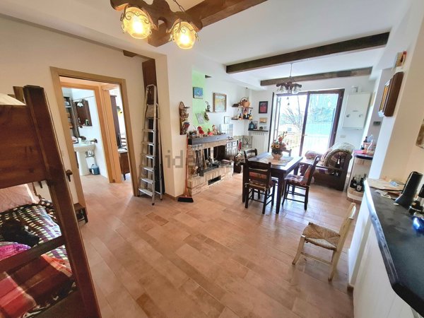 appartamento in vendita a Rocca di Cambio