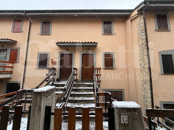 appartamento in vendita a Rocca di Cambio