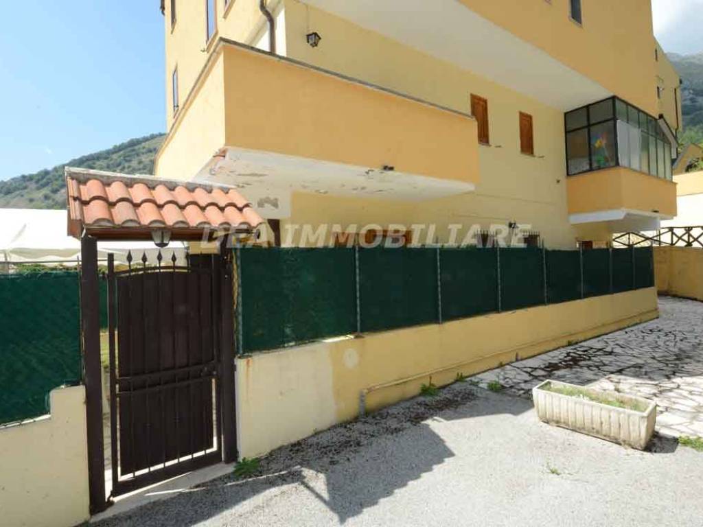 appartamento in vendita a Rocca di Cambio