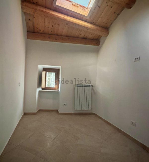 appartamento in vendita a Rocca di Cambio
