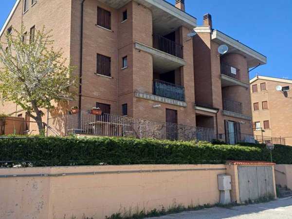 appartamento in vendita a Rocca di Cambio