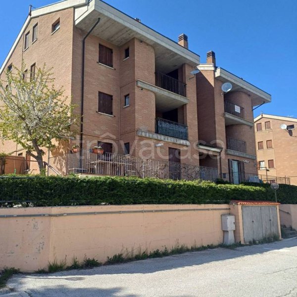 appartamento in vendita a Rocca di Cambio
