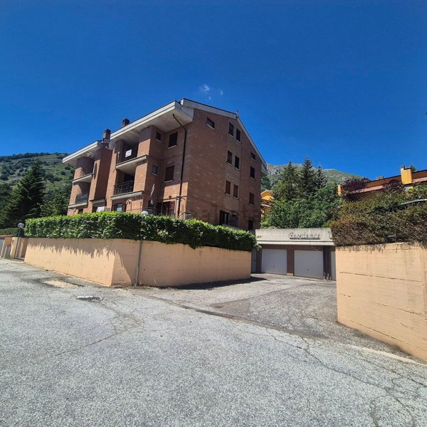 appartamento in vendita a Rocca di Cambio