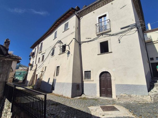 appartamento in vendita a Rocca di Cambio