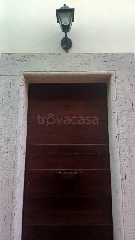 casa indipendente in vendita a Rocca di Mezzo