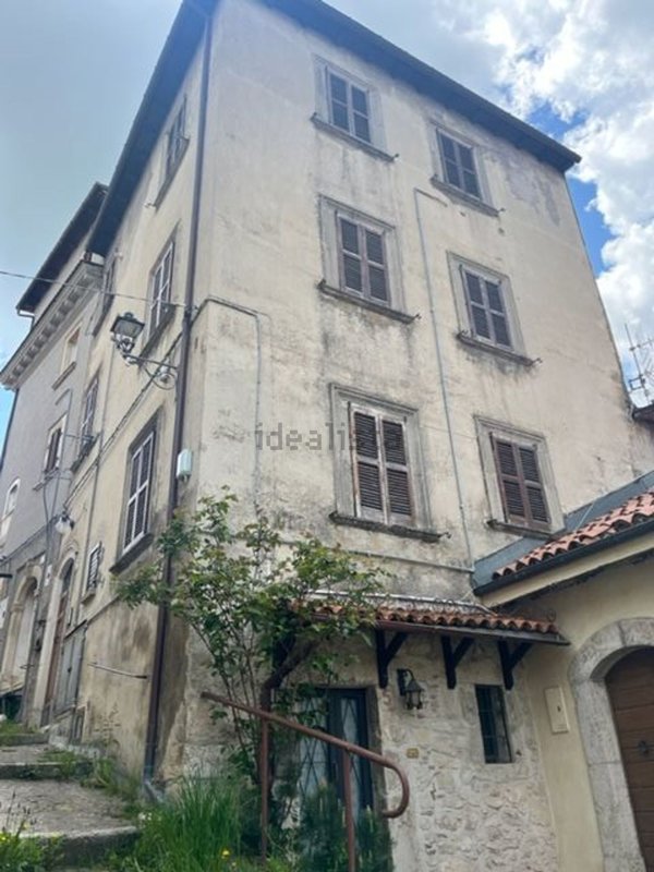 appartamento in vendita a Rocca di Mezzo