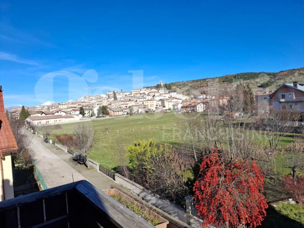 appartamento in vendita a Rocca di Mezzo