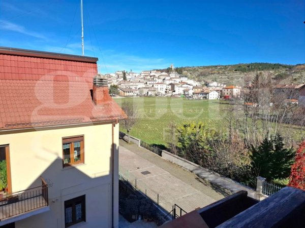 appartamento in vendita a Rocca di Mezzo