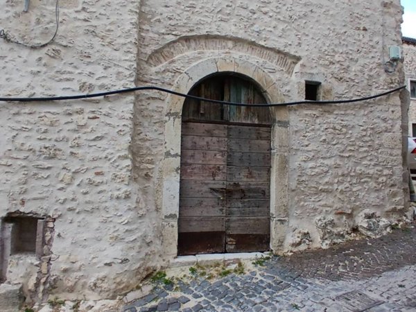 casa indipendente in vendita a Rocca di Mezzo