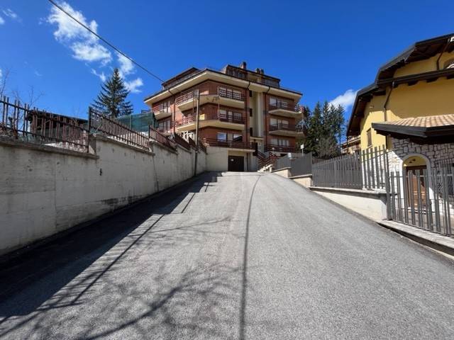 appartamento in vendita a Rocca di Mezzo