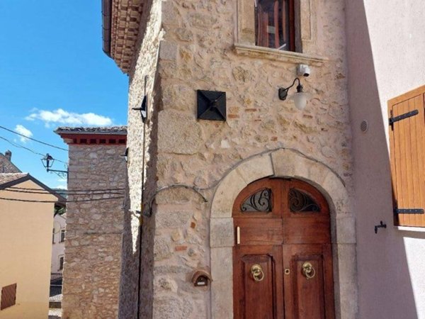 appartamento in vendita a Rocca di Mezzo in zona Terranera