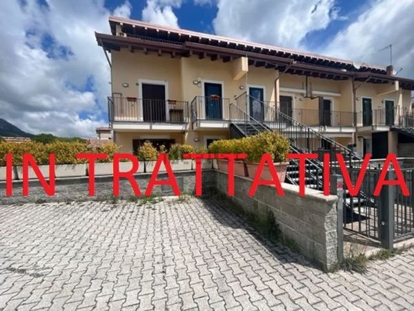 appartamento in vendita a Rocca di Mezzo in zona Rovere