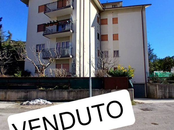 appartamento in vendita a Rocca di Mezzo