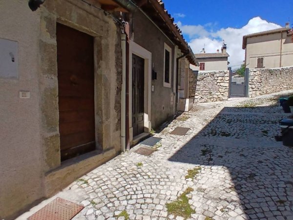appartamento in vendita a Rocca di Mezzo