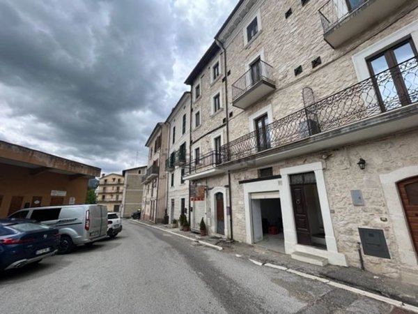 appartamento in vendita a Rocca di Mezzo