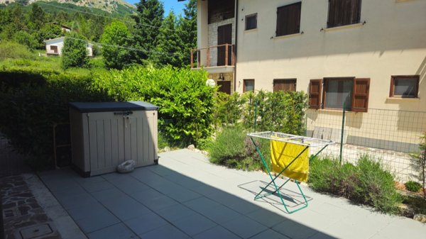 appartamento in vendita a Rocca di Mezzo in zona Rovere
