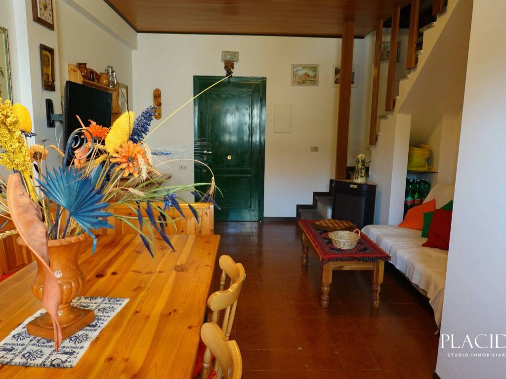 appartamento in vendita a Rocca di Mezzo
