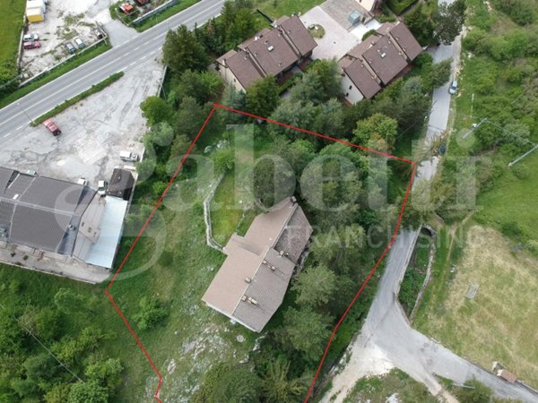 casa indipendente in vendita a Rocca di Mezzo in zona Terranera