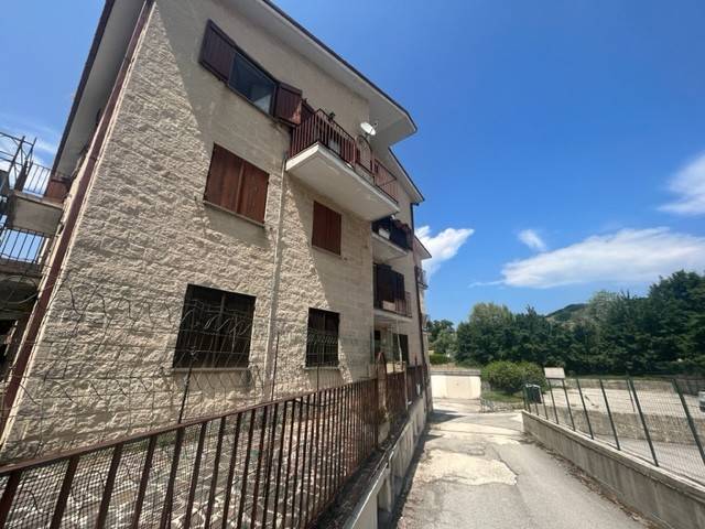 appartamento in vendita a Rocca di Mezzo