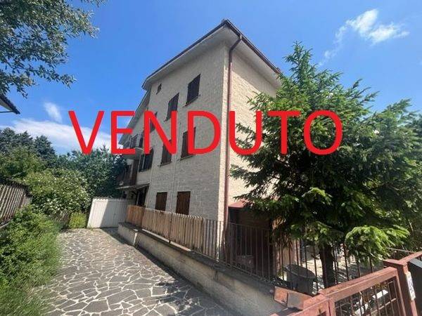 appartamento in vendita a Rocca di Mezzo