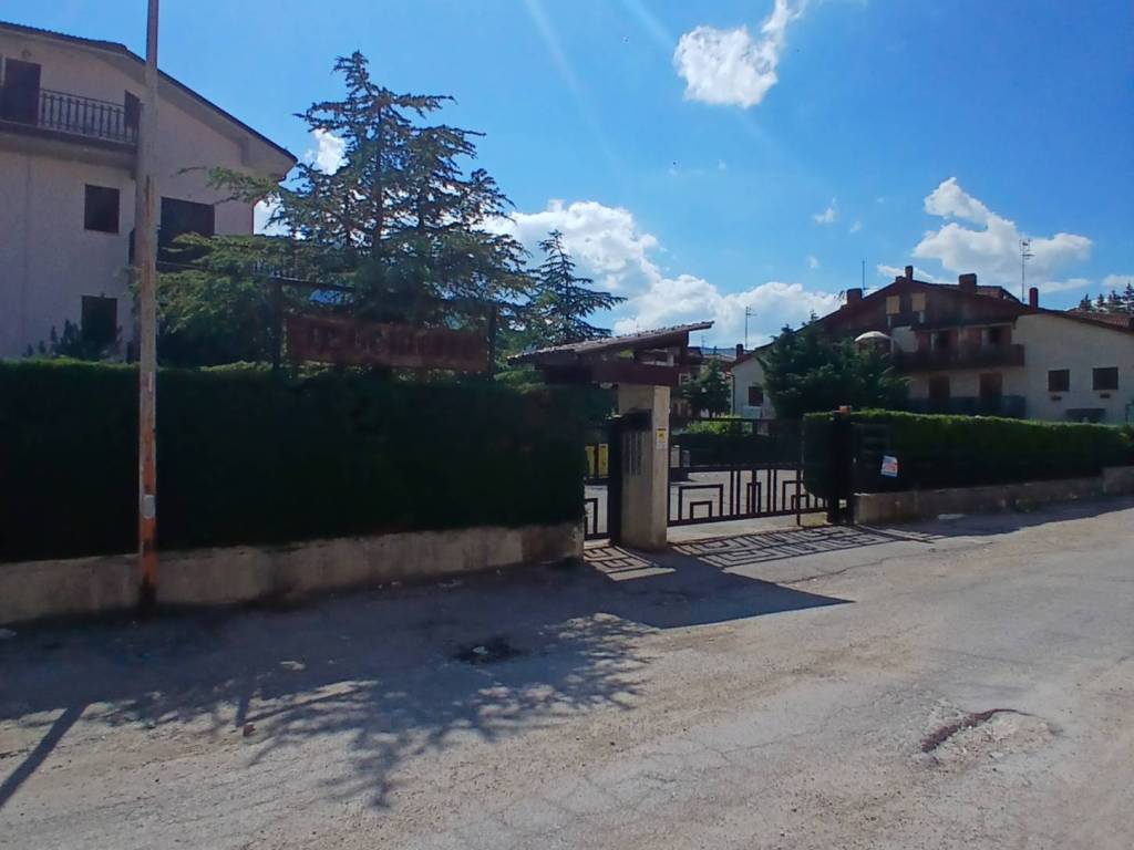appartamento in vendita a Rocca di Mezzo
