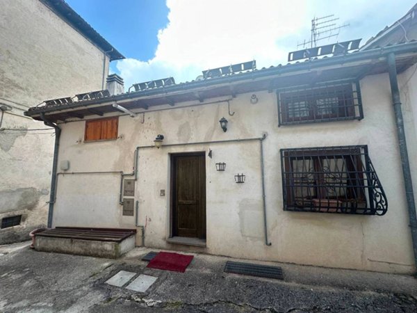 appartamento in vendita a Rocca di Mezzo