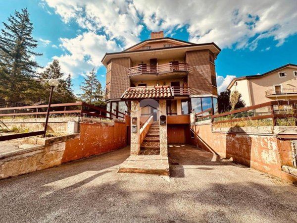 appartamento in vendita a Rocca di Mezzo
