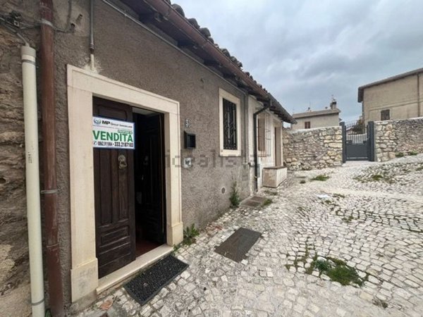 appartamento in vendita a Rocca di Mezzo