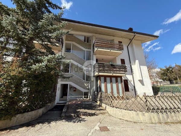 appartamento in vendita a Rocca di Mezzo