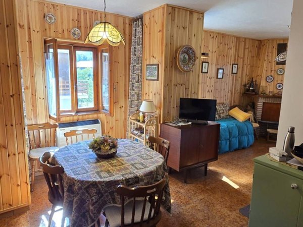 appartamento in vendita a Rocca di Mezzo