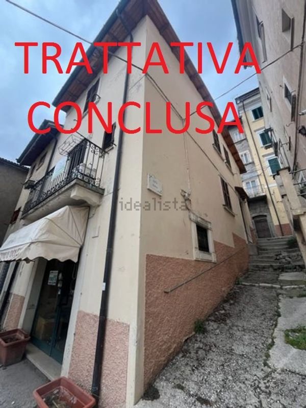 quadrivano in vendita a Rocca di Mezzo