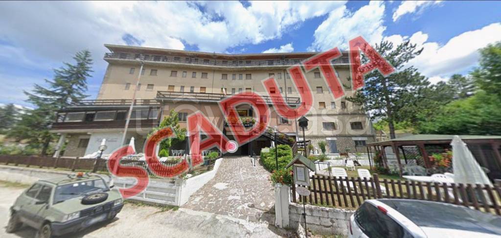 negozio in vendita a Rocca di Mezzo