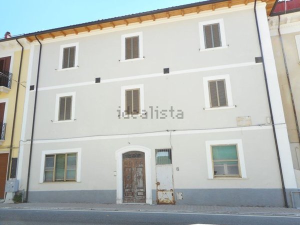 trivano in vendita a Rocca di Mezzo