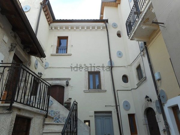 appartamento in vendita a Rocca di Mezzo