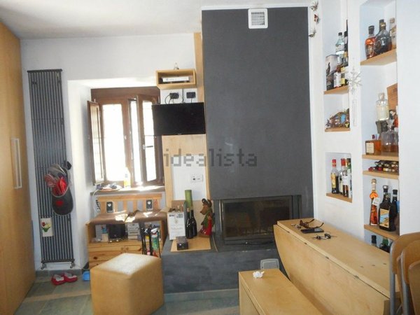 casa indipendente in vendita a Rocca di Mezzo in zona Terranera