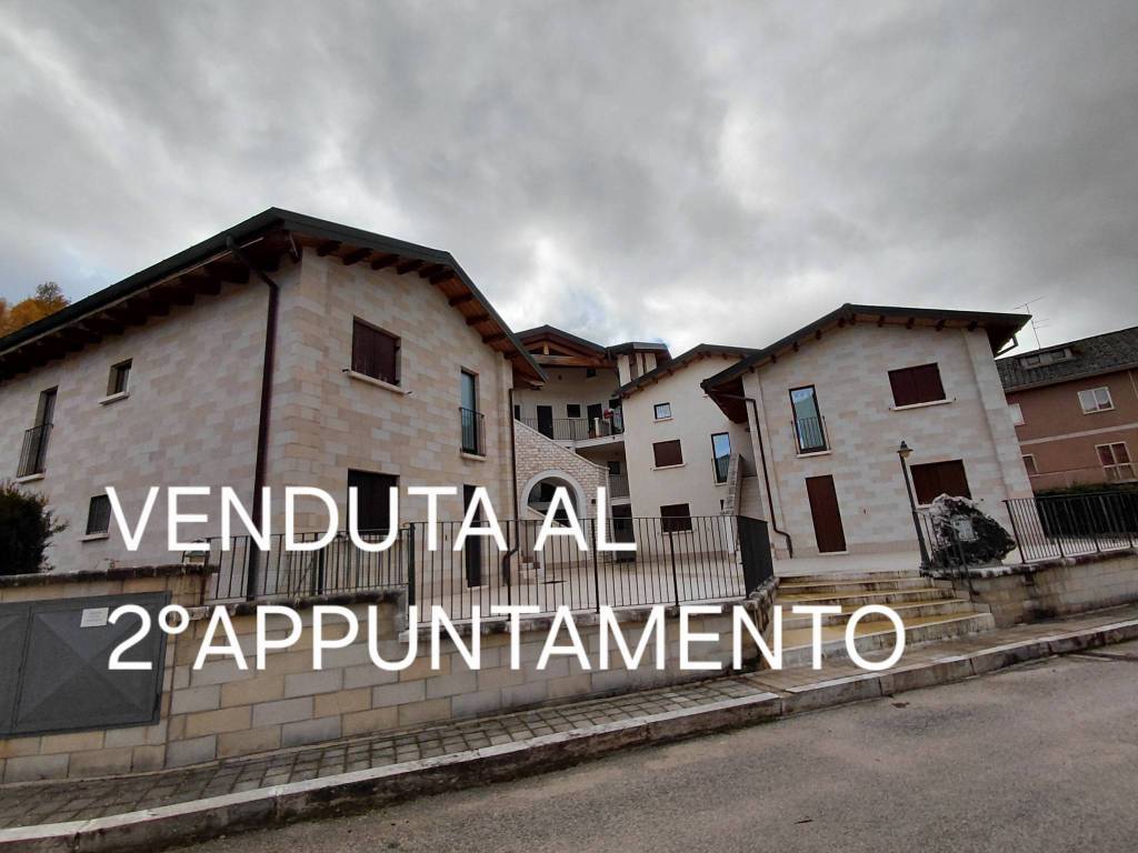 appartamento in vendita a Rocca di Mezzo
