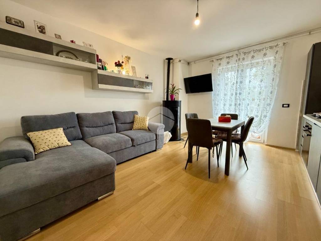 appartamento in vendita a Rocca di Mezzo in zona Terranera