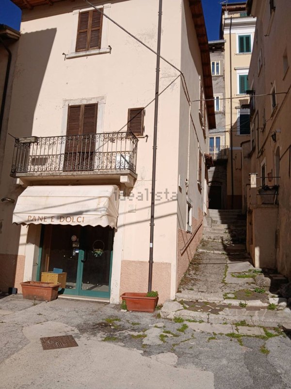 appartamento in vendita a Rocca di Mezzo