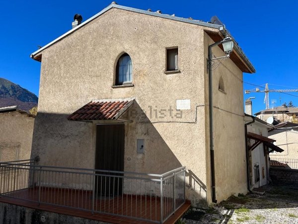 appartamento in vendita a Rocca di Mezzo